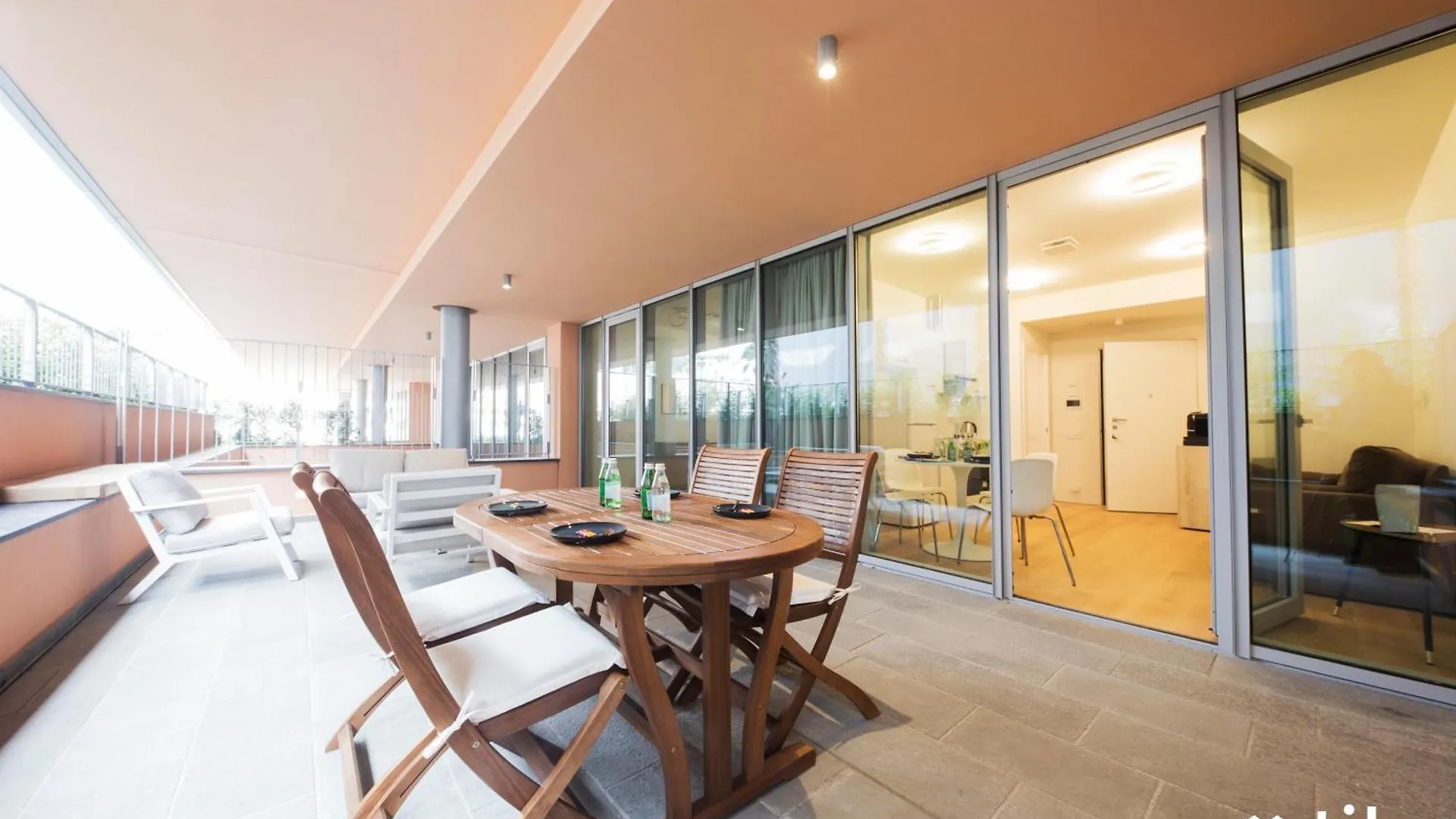 Waterfront Luxury 1Br, Free Parking, Ac, Netflix & Wifi By Tilo Lux Apartment Genoa